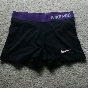 Nike pro